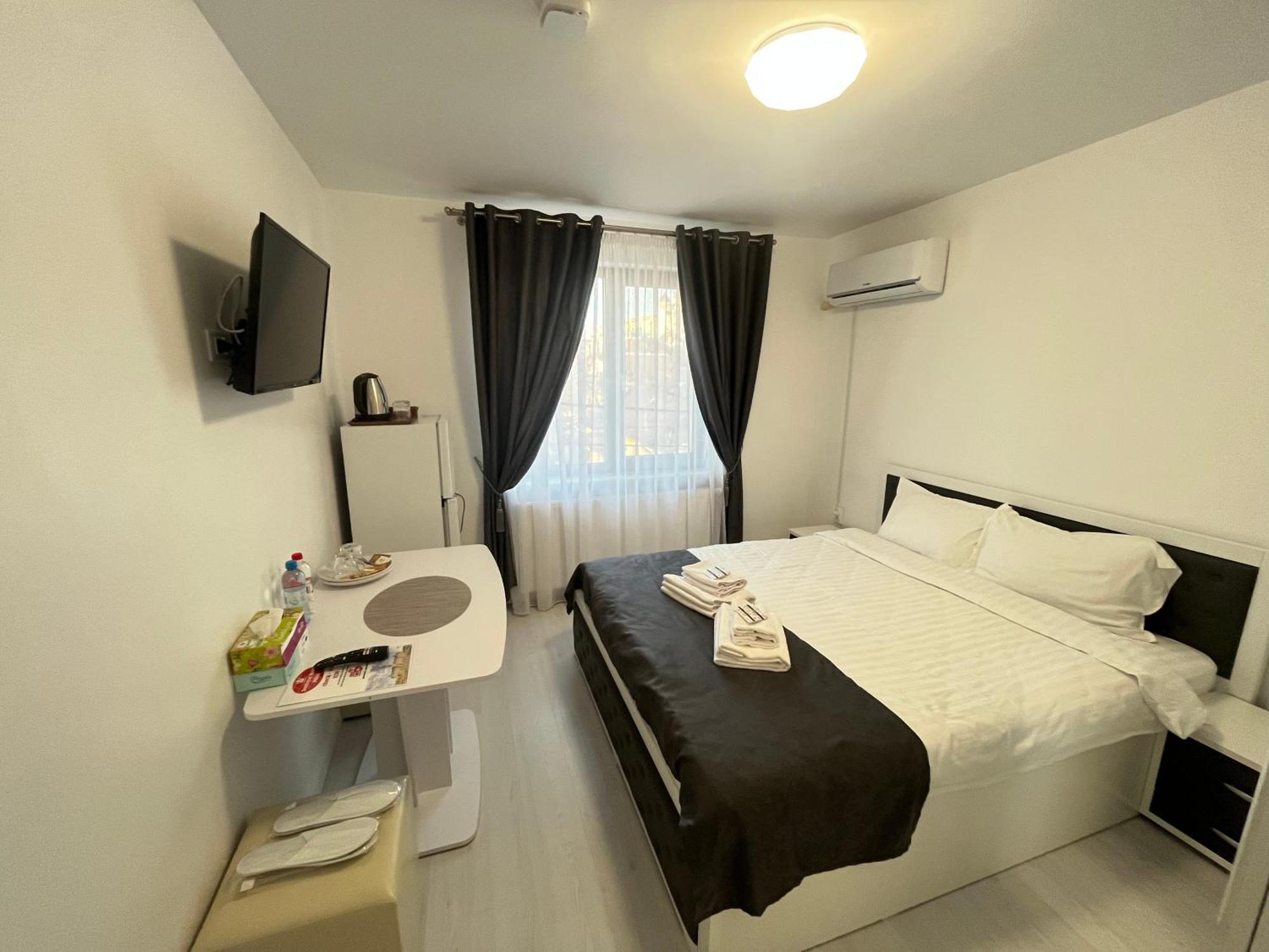 Hotel Palas Grand View Iasi Buitenkant foto