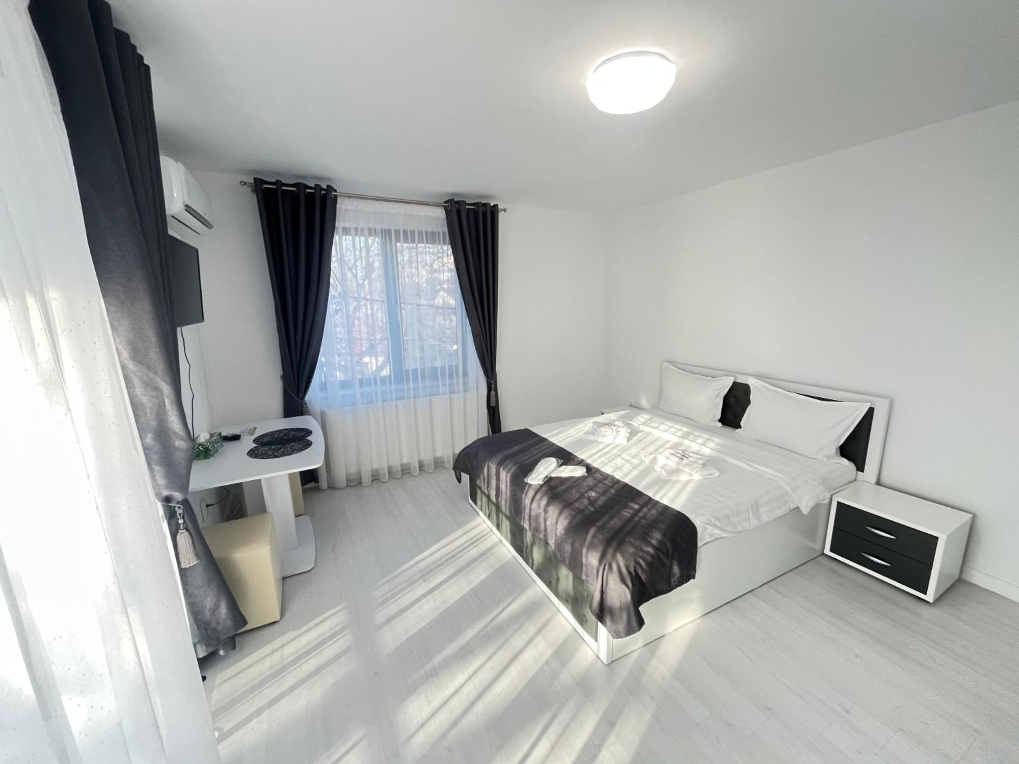 Hotel Palas Grand View Iasi Buitenkant foto