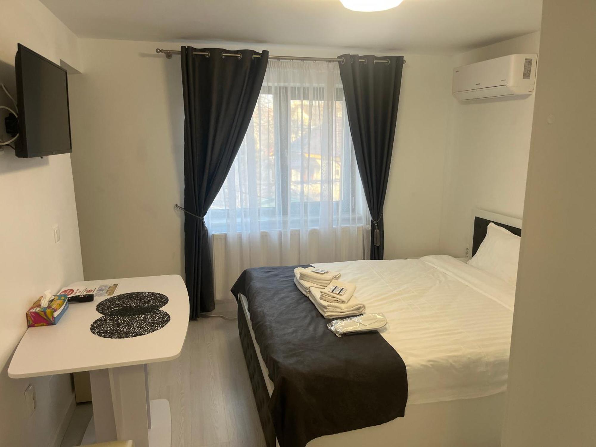 Hotel Palas Grand View Iasi Buitenkant foto